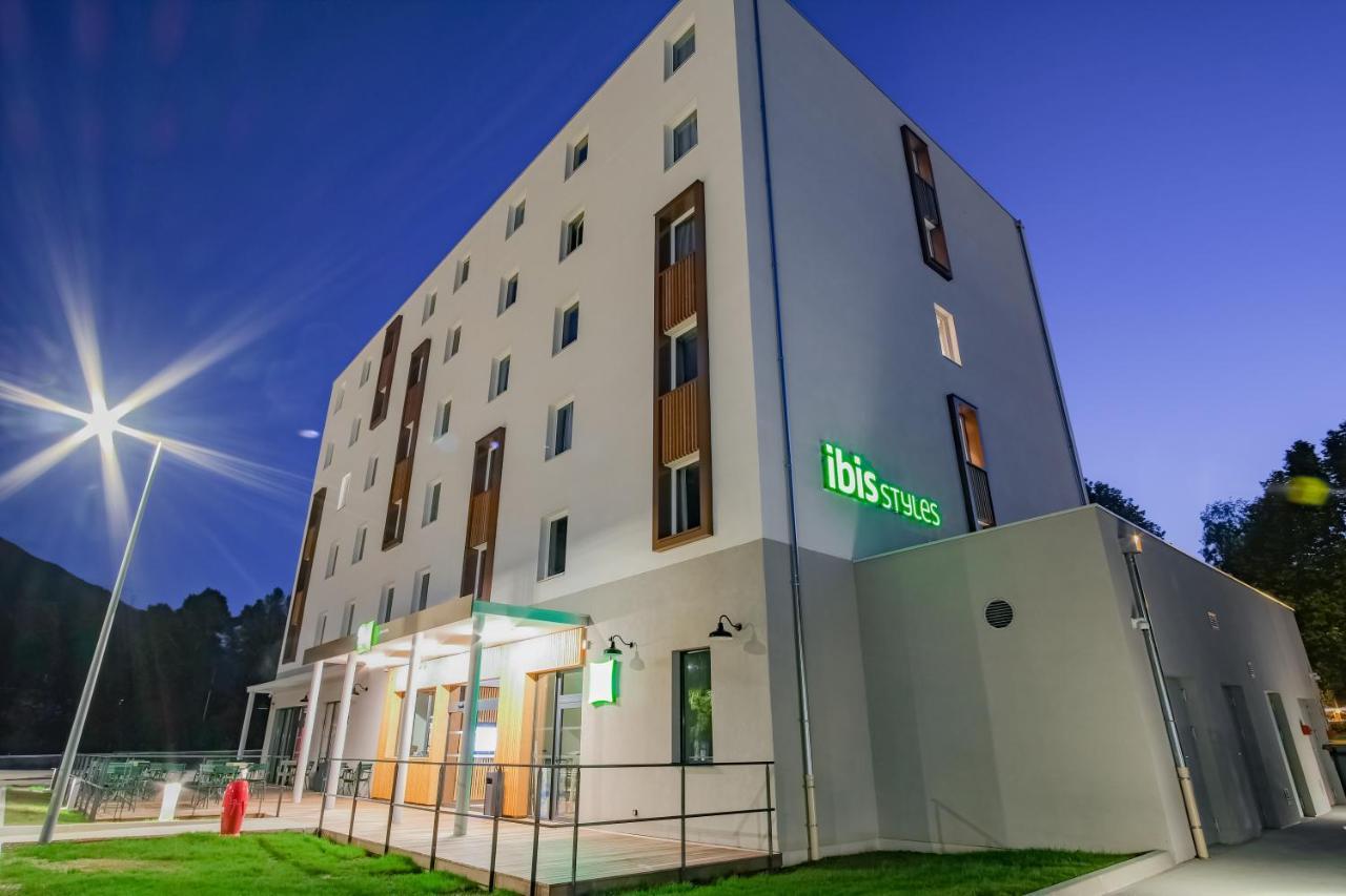 Ibis Styles Albertville Exterior foto
