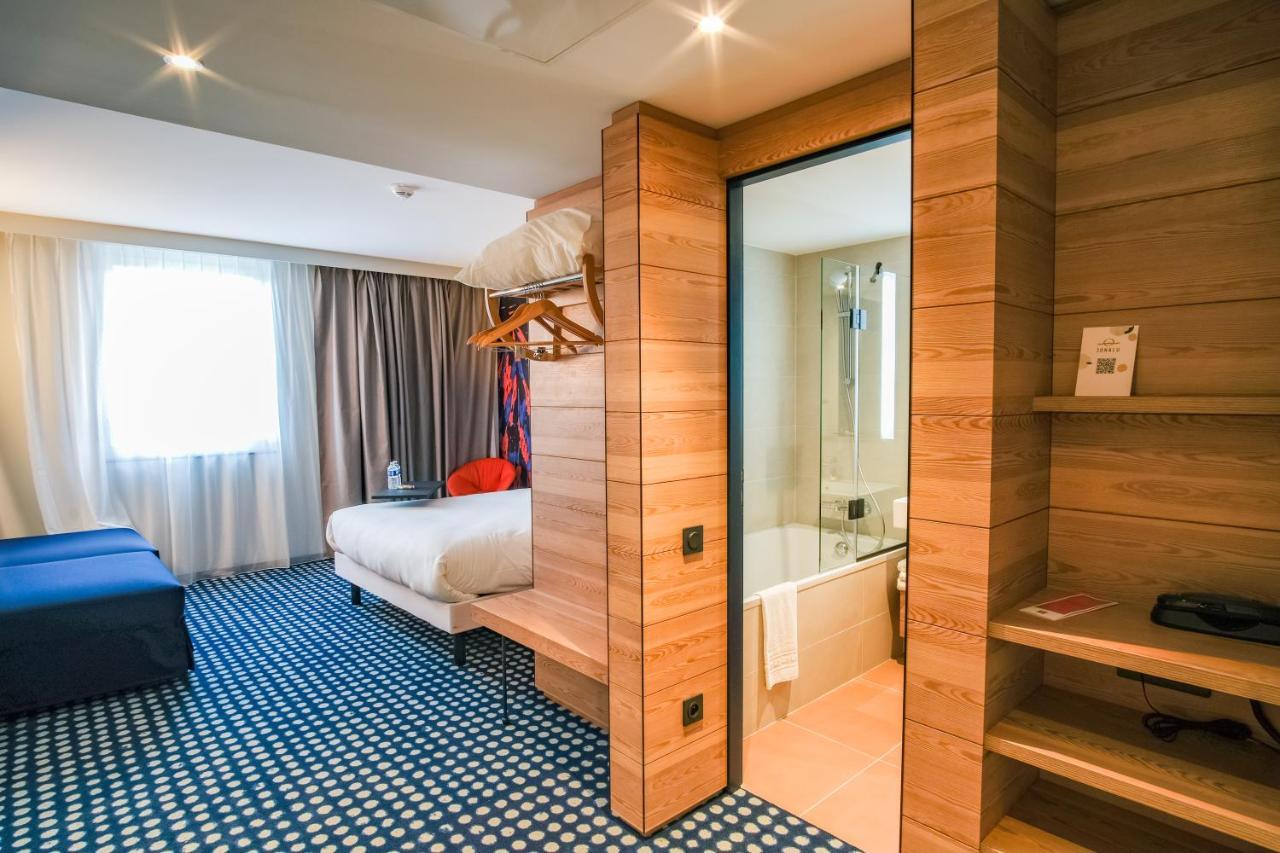 Ibis Styles Albertville Exterior foto